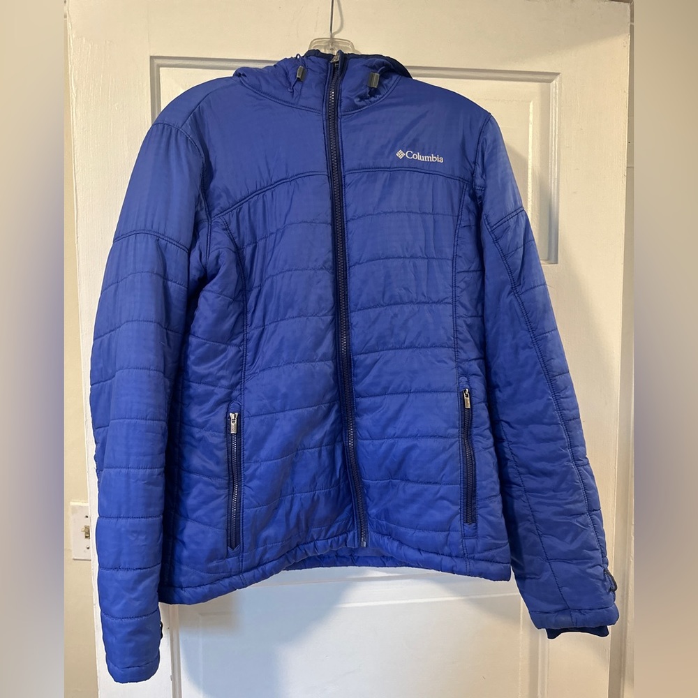 Women’s Columbia Thermal Comfort Omni-Heat Advanced Repellency Puffer Jacket.